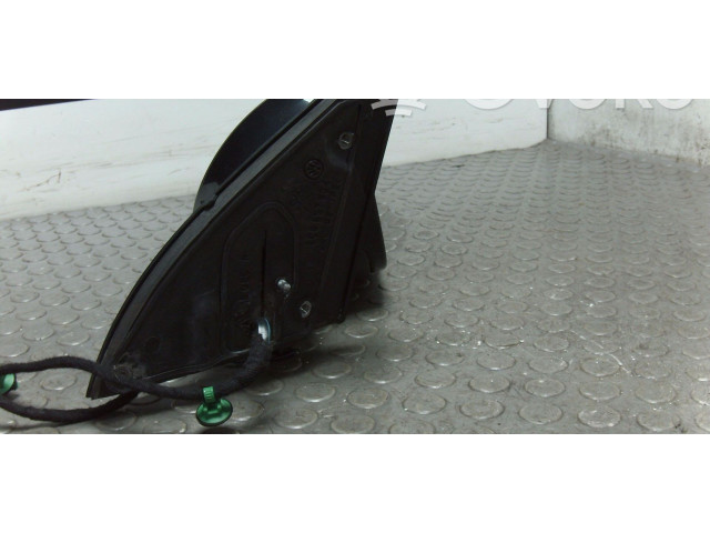 Зеркало электрическое        Volkswagen PASSAT B6  2005 - 2010 года   