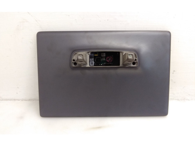 Дисплей    175656600D   Tesla Model 3