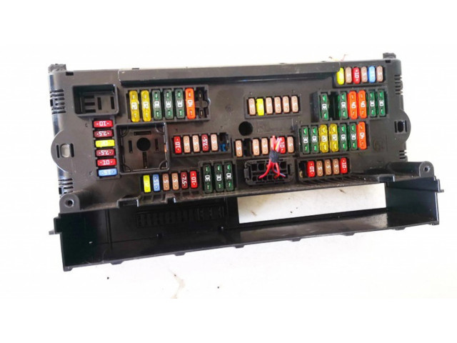 Pojistková skříňka 925281501, 9252815-01 BMW 5 GT F07 2013