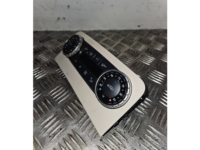 Блок управления климат-контролем A2049006808, HW3810   Mercedes-Benz GLK (X204)