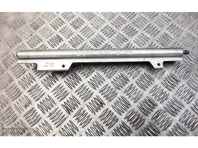 Топливная рампа 9186836 Volvo S80