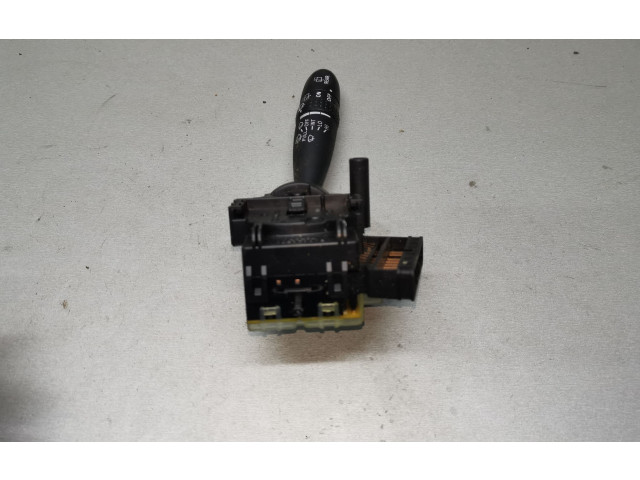 Ручка стеклоочистителей    KIA Rio