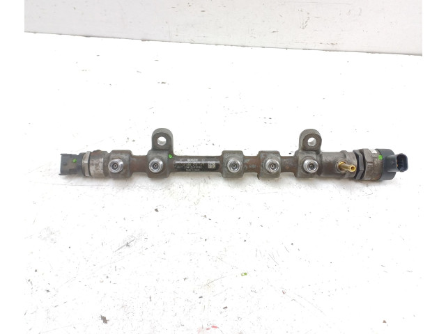 Vstřikovací lišta 2381033030, 2328033020 Toyota Auris 150 1ND-TV