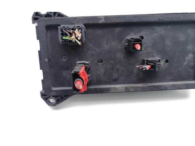 Блок предохранителей A9069006701, A9069013100    Volkswagen Crafter  BJK 