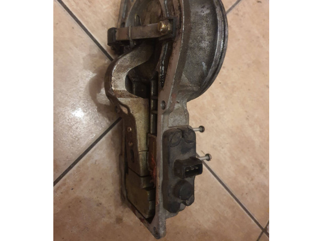 Vstřikovací lišta 0438121013, 034133353 Audi 100 200 5000 C3