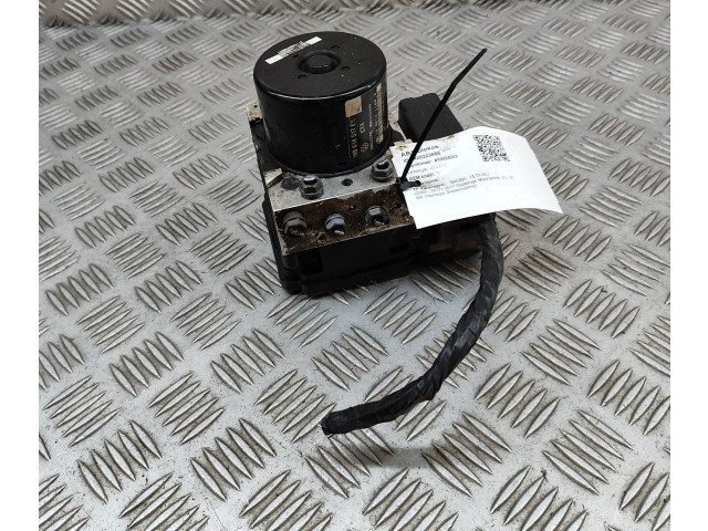 Блок АБС 1K0907379CC, 1K0614517EK Skoda Yeti (5L) 2009 - 2017 года