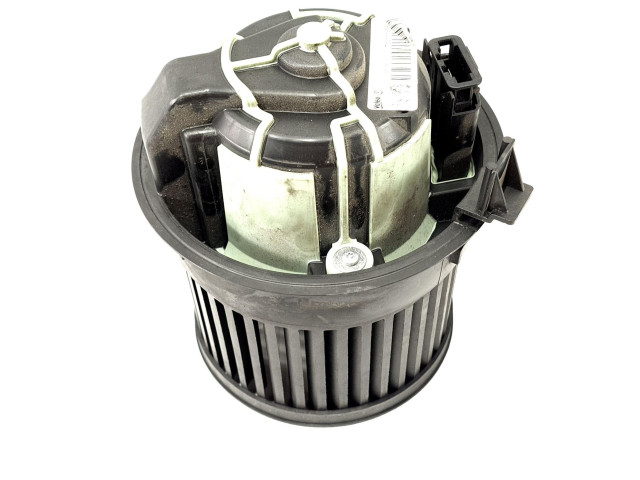 Вентилятор печки    T1011131B, RH02   Citroen DS4