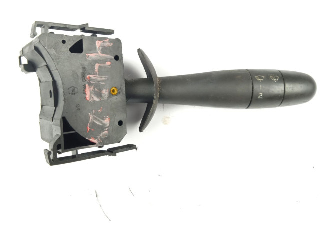 Ручка стеклоочистителей 8200070265   Renault Trafic I