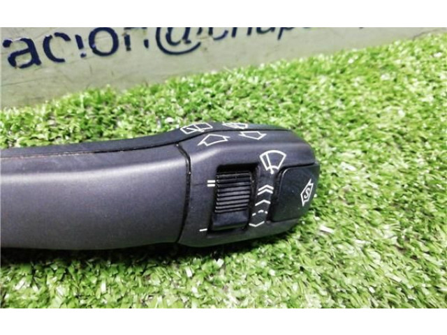 Pojistková skříňka Включатель стеклоочистителей 8360880, 8360880 BMW 5 E34 2003