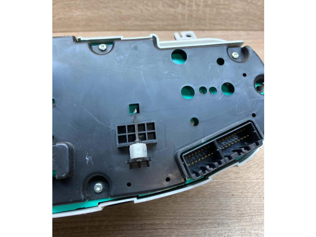 Přístrojová deska Hyundai Sonata 2006 940033K693, M61