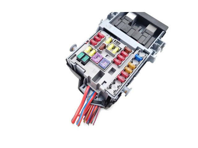 Pojistková skříňka 13222786 Opel Cascada 2018