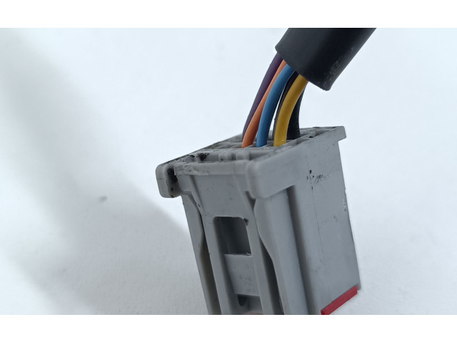 Зеркало электрическое        Ford Kuga I  2008 - 2012 года   