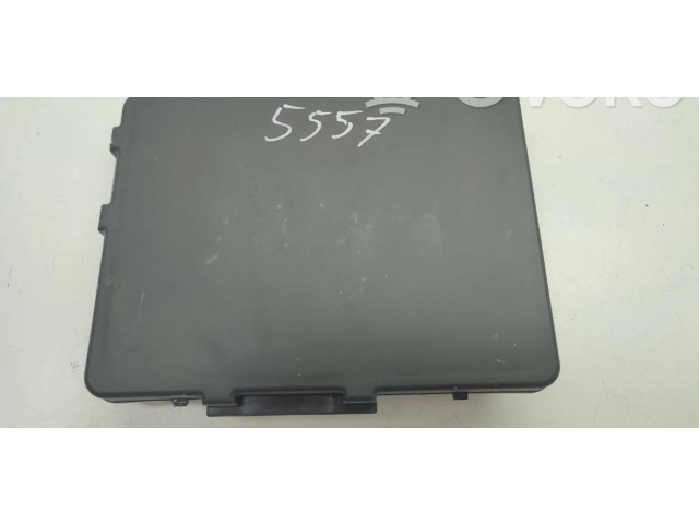 Блок предохранителей 284B74GC0A Infiniti Q50