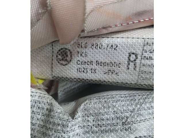 Боковая подушка безопасности 5L6880742 Skoda Yeti (5L)