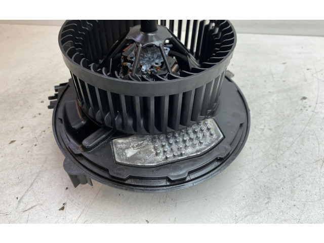 Вентилятор печки 5Q0907521E, 5Q1819021G Skoda Octavia Mk3 (5E)