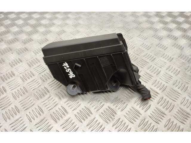 Блок предохранителей 5Q0907361B   Skoda Octavia Mk3 (5E)    