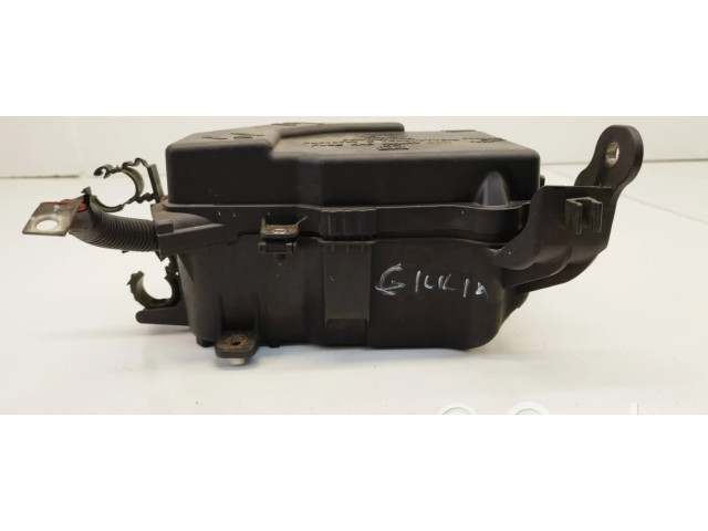 Блок предохранителей 50514168 Alfa Romeo Giulietta