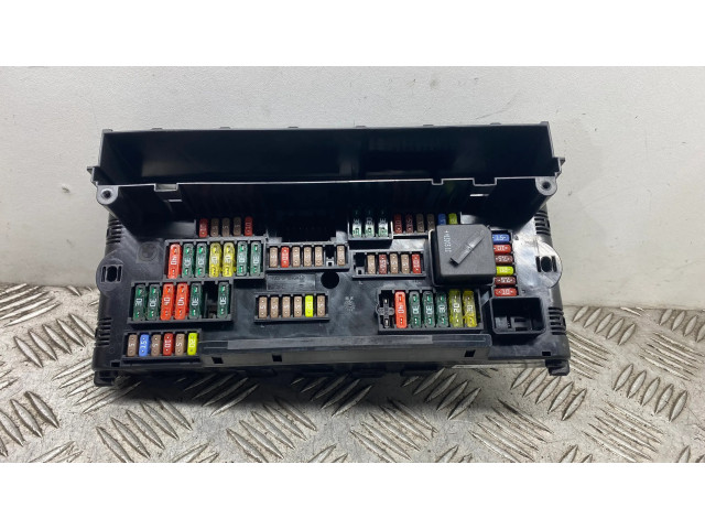 Pojistková skříňka 9252815 BMW M5 2013