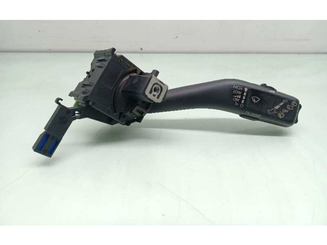 Ручка стеклоочистителей 1K0953519J, 95E0244 Volkswagen Caddy