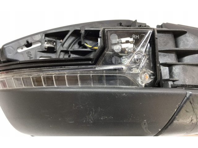 Зеркало электрическое Skoda Scala - года