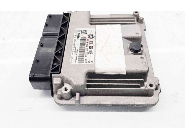 Блок управления двигателем Блок управления Volkswagen Jetta VI