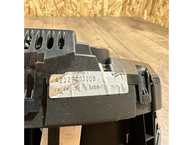 Přístrojová deska Mercedes-Benz E W212 2011 A2129003109, A2049012702