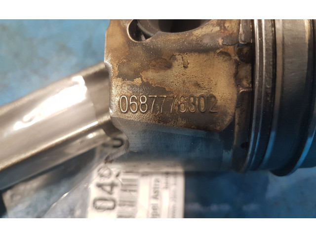 Píst 0687776302, 0687776302 Opel Astra J