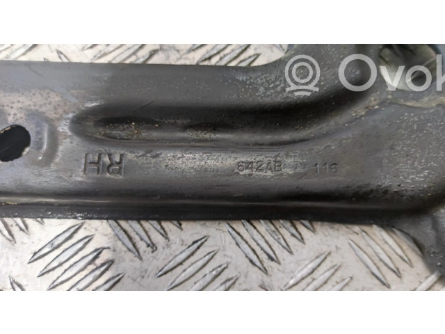 Другая часть передней ходовой части