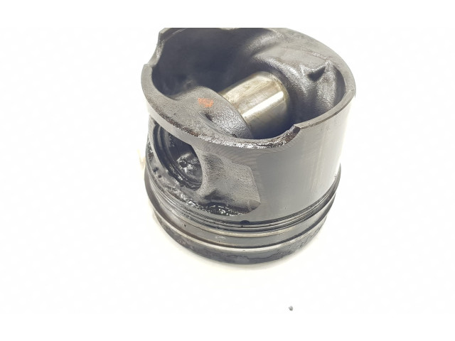  Поршень с шатуном  120A18448R, 120A18448R  Dacia Dokker  