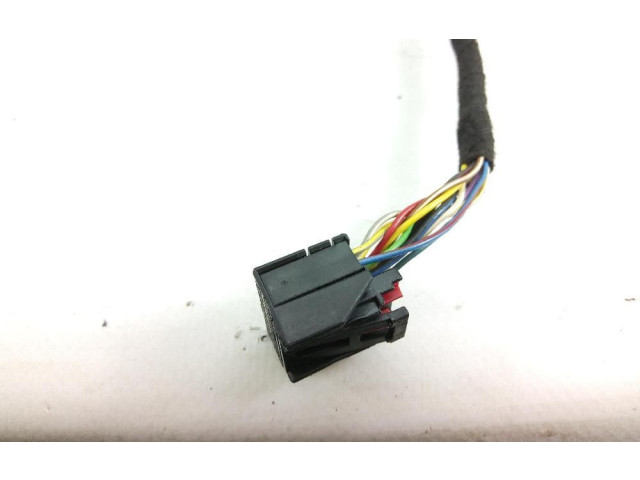 Зеркало электрическое Volkswagen Touran II 2010 - 2016 года