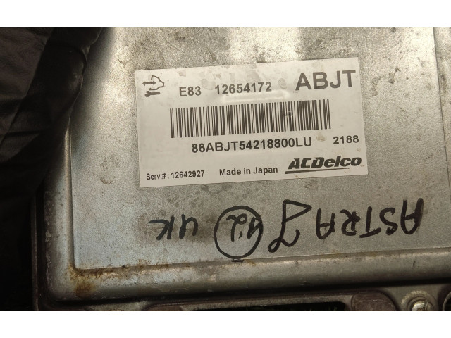 Блок управления двигателем ECU 12654172, 12642927 Opel Astra J