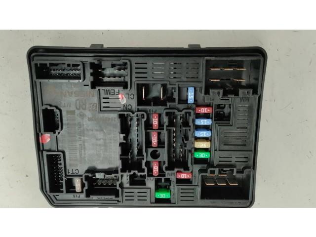 Pojistková skříňka 284B71965R, 2022 Dacia Sandero 2022