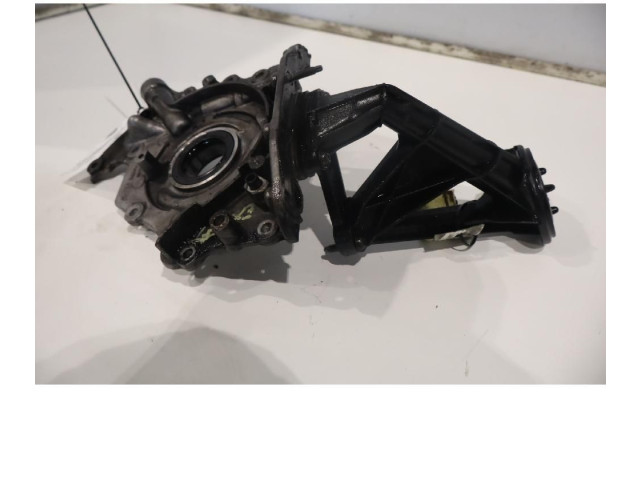 Масляный насос  9H07 9686038880  Peugeot Expert 