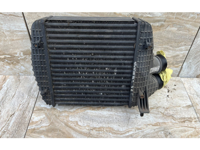 Радиатор интеркулера 16484792, 670035635 Maserati Levante