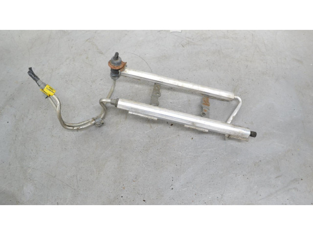 Vstřikovací lišta Pontiac Trans Sport E