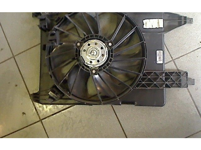 Вентилятор радиатора 8200680824, K9K734 Renault Scenic II - Grand scenic II