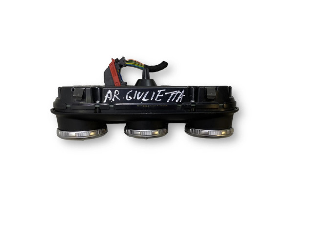 Блок управления климат-контролем 5556000902 Alfa Romeo Giulietta
