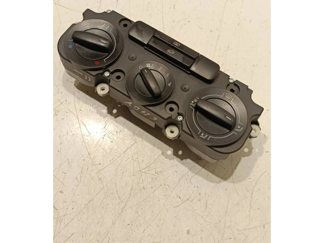 Блок управления климат-контролем 1K0819047CB, K0155HB010419   Volkswagen Caddy