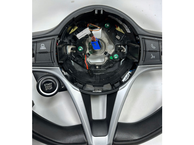 Volant Alfa Romeo Giulia 2011   