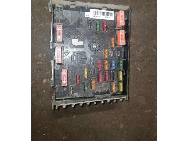 Блок предохранителей  3c0937125   Volkswagen Touran I    