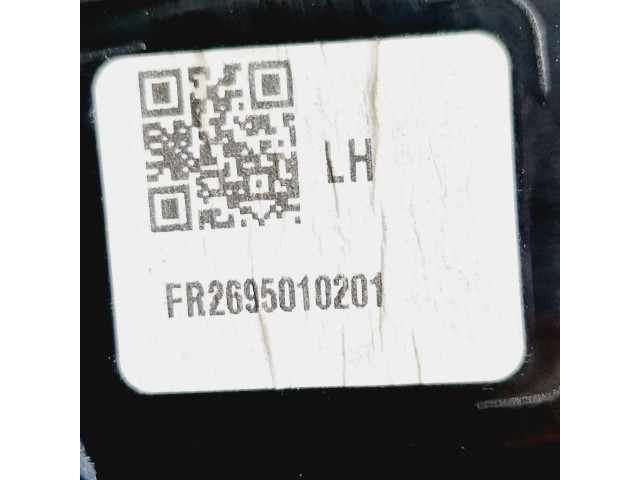 Задний фонарь левый сзади FR2695010201    Peugeot 2008 II   2019- года