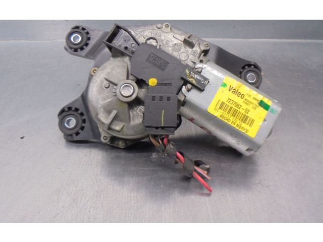 Моторчик заднего дворника 7237062, W000017947    BMW X3 F25