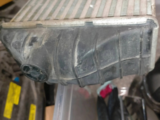 Интеркулер  46836770   Fiat Punto (188) 