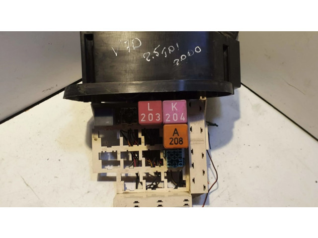 Блок предохранителей 9162163, 6849814 Volvo S70 V70 V70 XC