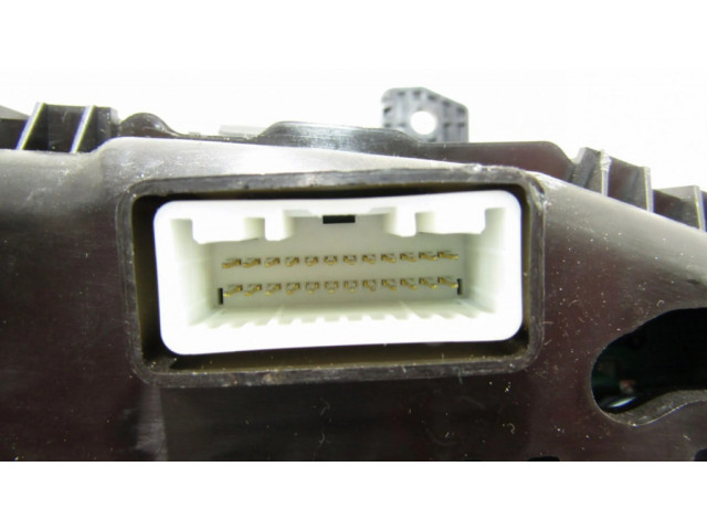 Přístrojová deska Hyundai i30 2009 940032R030