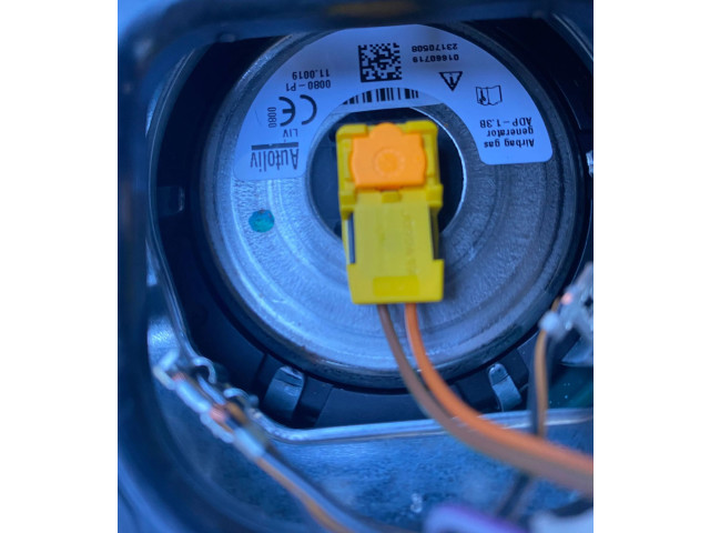 Volant Volvo XC90 2020 32227372, 6246735