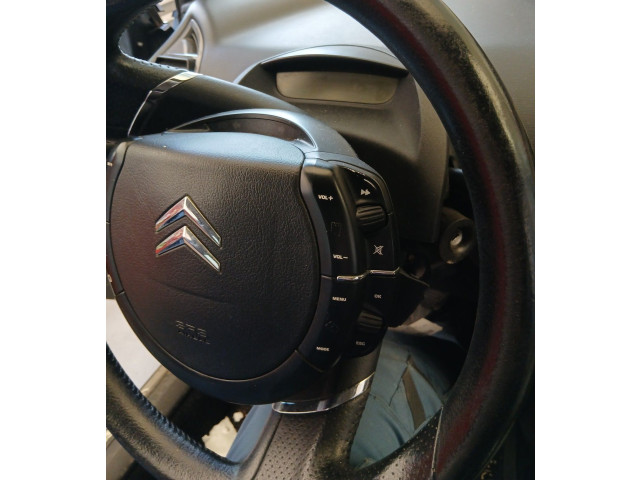 Руль Citroen C4 I 2004 - 2010 года 00004109JF