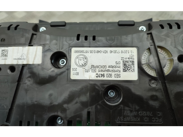 Панель приборов 5E0920947C Skoda Octavia Mk3 (5E)