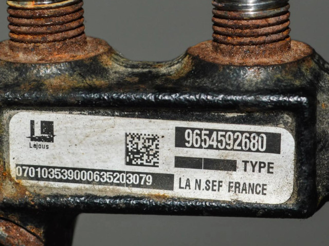 Vstřikovací lišta 9654592680 Citroen Berlingo pro naftový motor 1.6