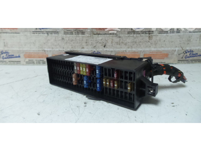 Блок предохранителей 1121325014 Volkswagen Caddy